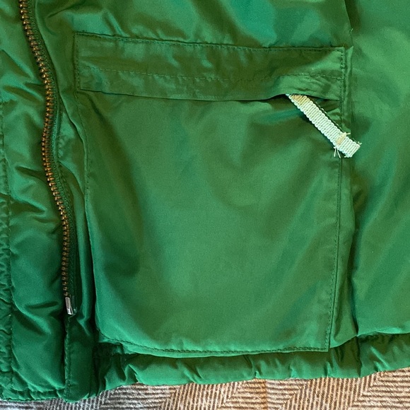 J. Crew Puffer Vest. Green. Size Small. - Picture 4 of 9
